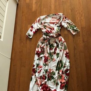 Beautiful boutique dress. Size small.